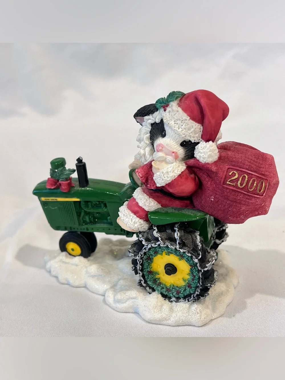 Mary’s Moo Moos Deere Santa 2000 John Deere Enesco Figurine